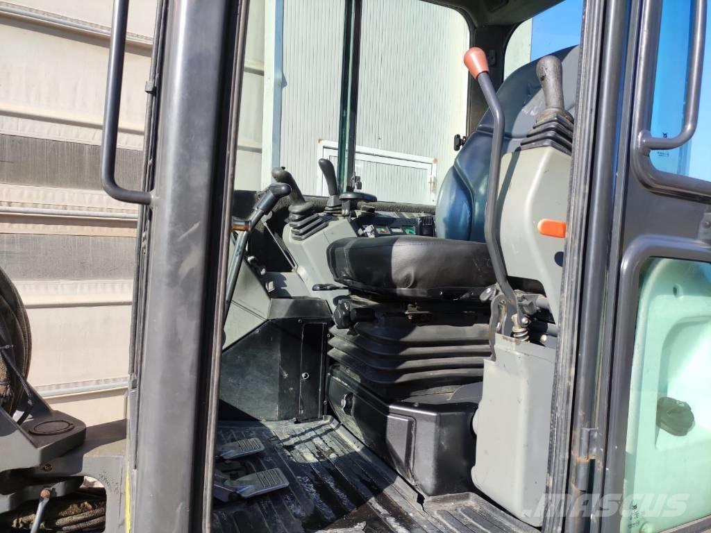 Bobcat E 50 EM Mini kotrók < 7t