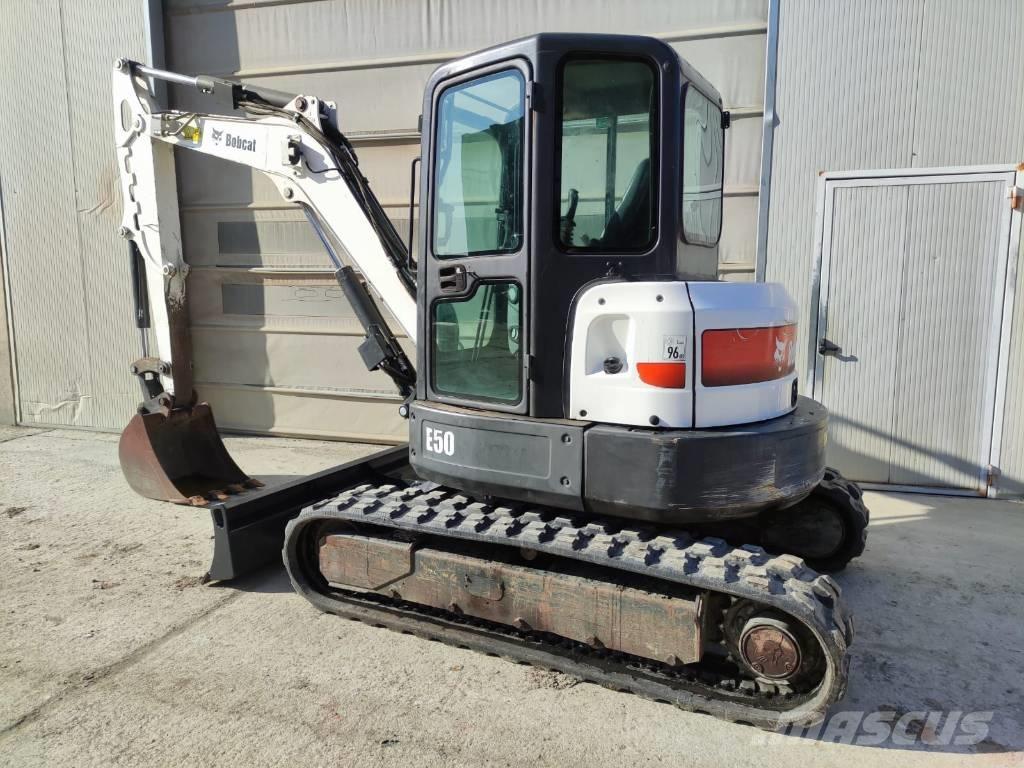 Bobcat E 50 EM Mini kotrók < 7t