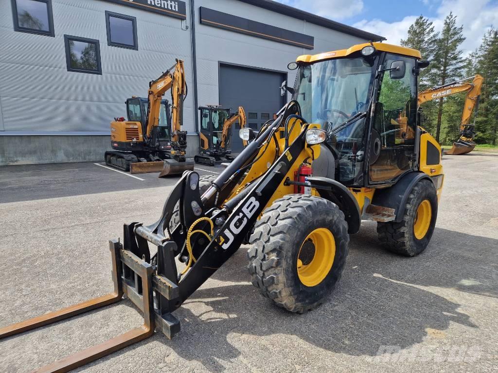 JCB 406 T4 Gumikerekes homlokrakodók
