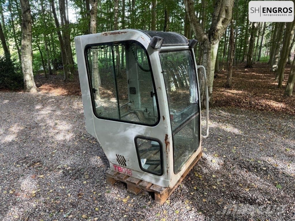 Takeuchi TB 016 Mini kotrók < 7t