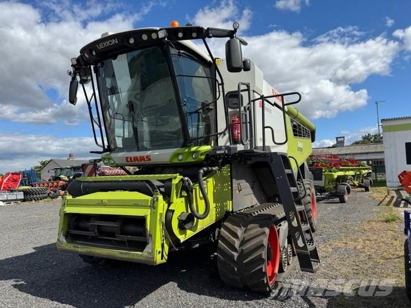 CLAAS LEXION 6900 Kombájnok