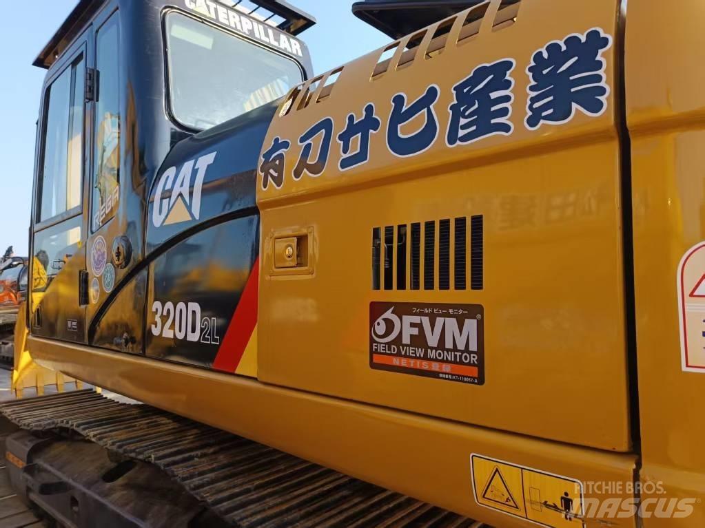 CAT CAT320DL Közepes (midi) kotrók 7 t - 12 t