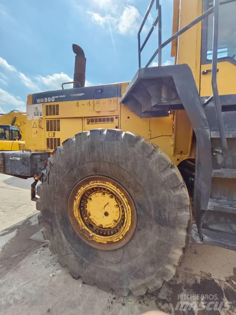 Komatsu WA 500 Gumikerekes homlokrakodók