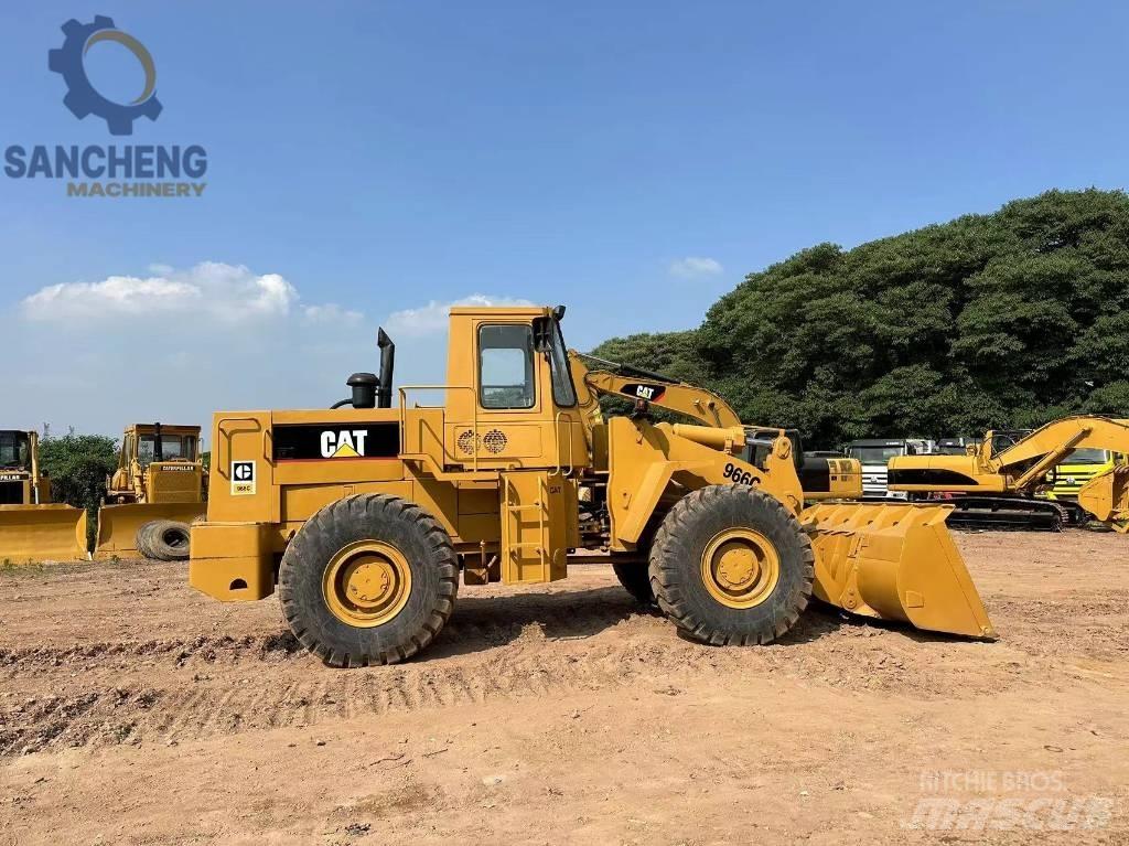 CAT 966 C Gumikerekes homlokrakodók