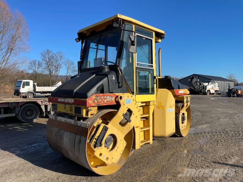 Dynapac CC 232 HF Ikerdobos hengerek