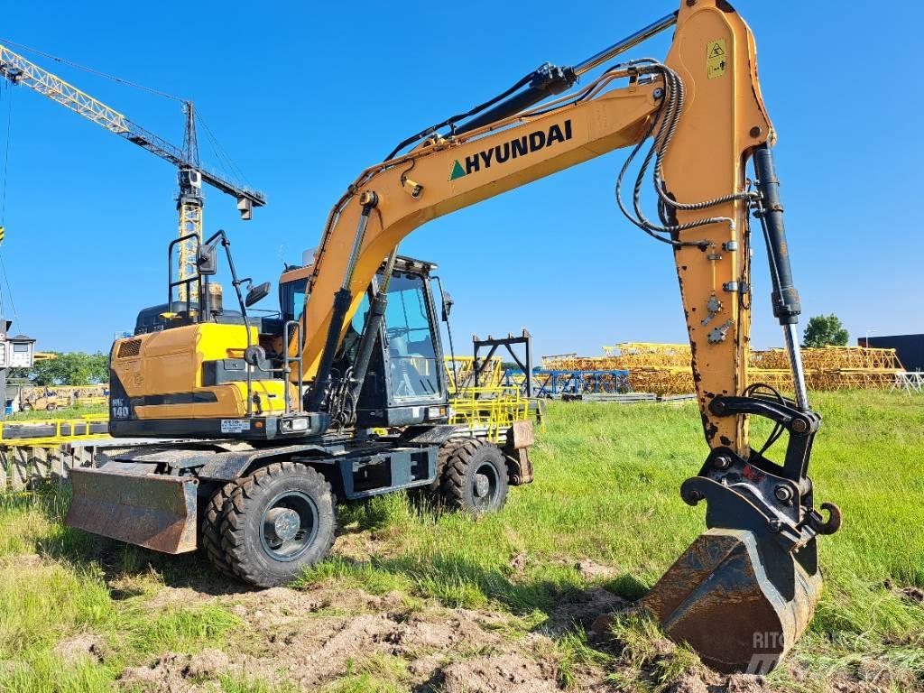 Hyundai HW140 Gumikerekes kotrók