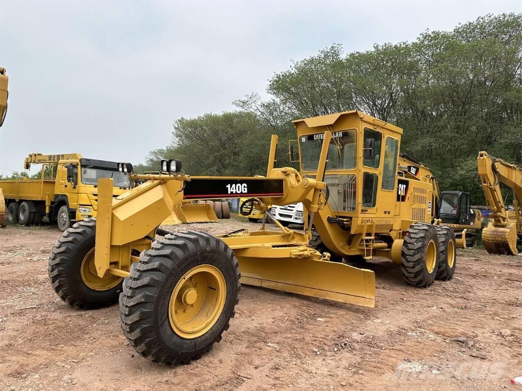 CAT 140 G Gréderek