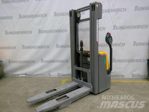 Jungheinrich EJC 112 Gyalogkíséretű targonca