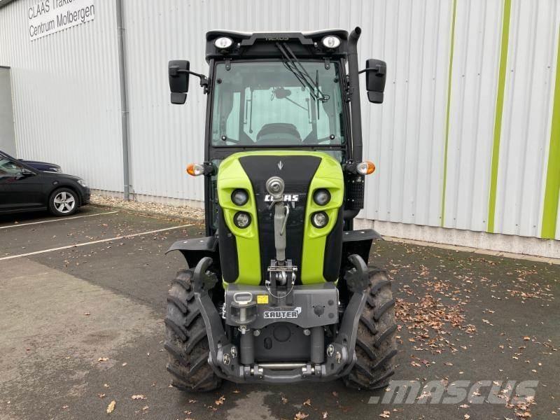 CLAAS NEXOS 240 M Traktorok
