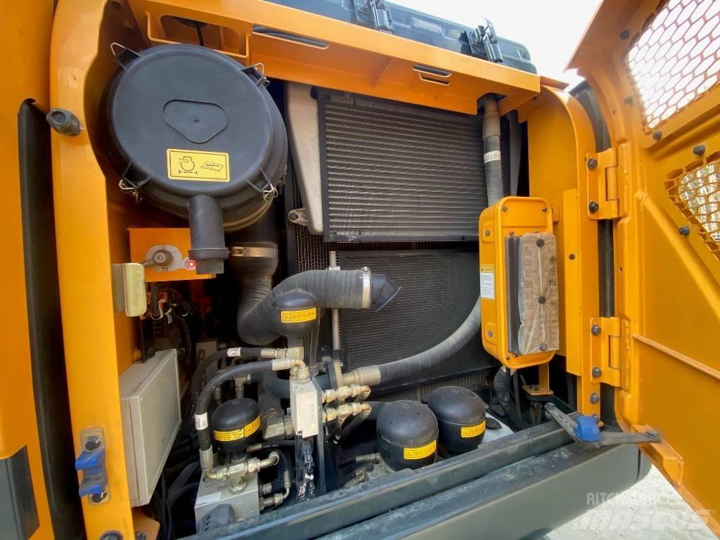 Hyundai HW140W Gumikerekes kotrók