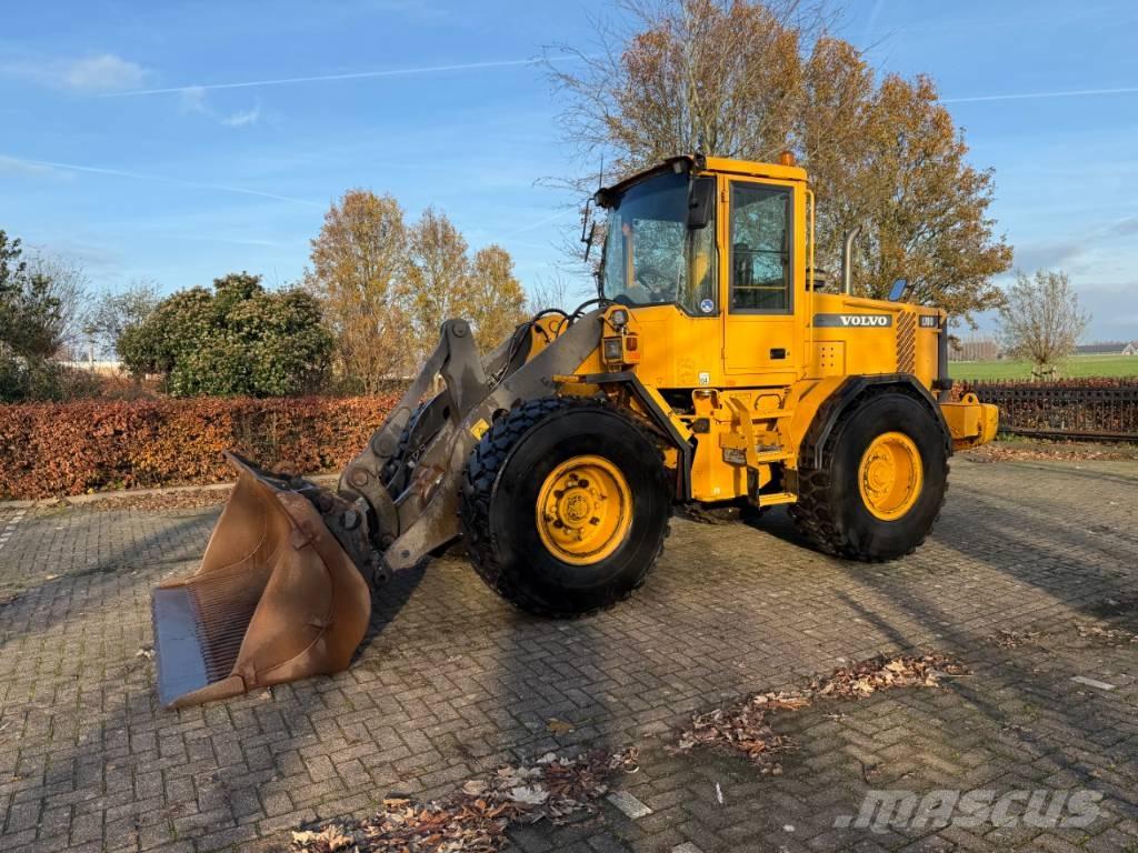 Volvo L 70 D Gumikerekes homlokrakodók