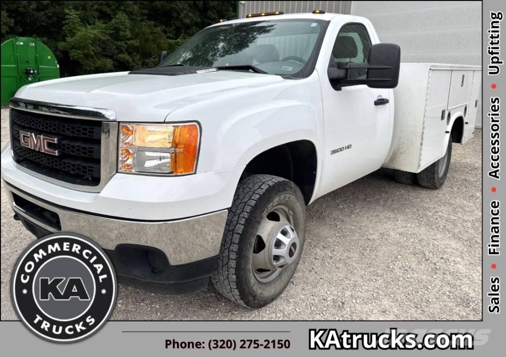 GMC Sierra 3500 HD Kis teherszállító/Platós kocsi