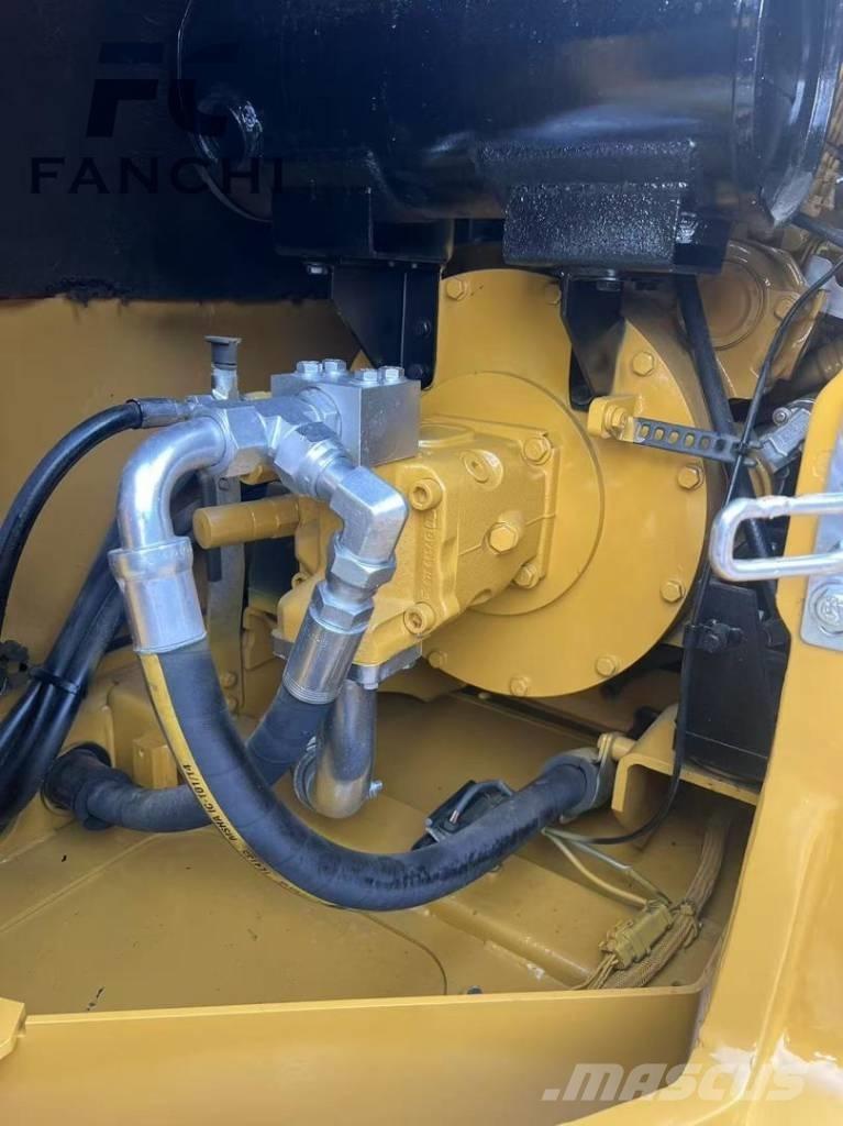 CAT 308 E Lánctalpas kotrók