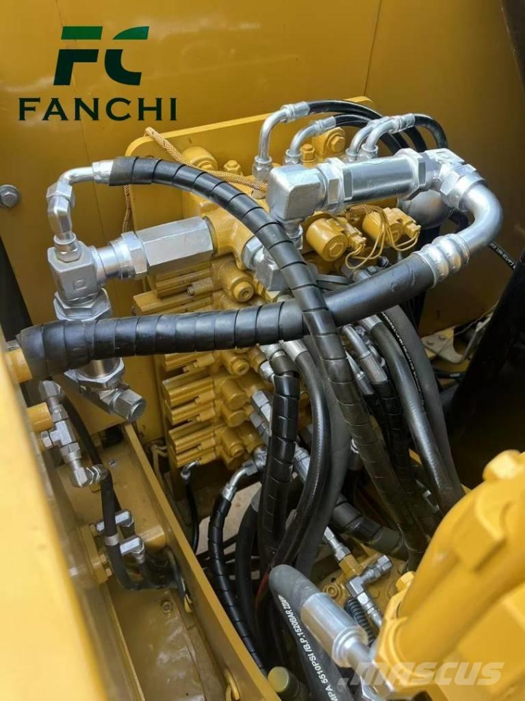 CAT 308 E Lánctalpas kotrók