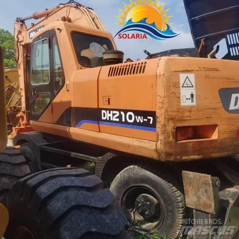 Doosan DH 210 W Gumikerekes kotrók