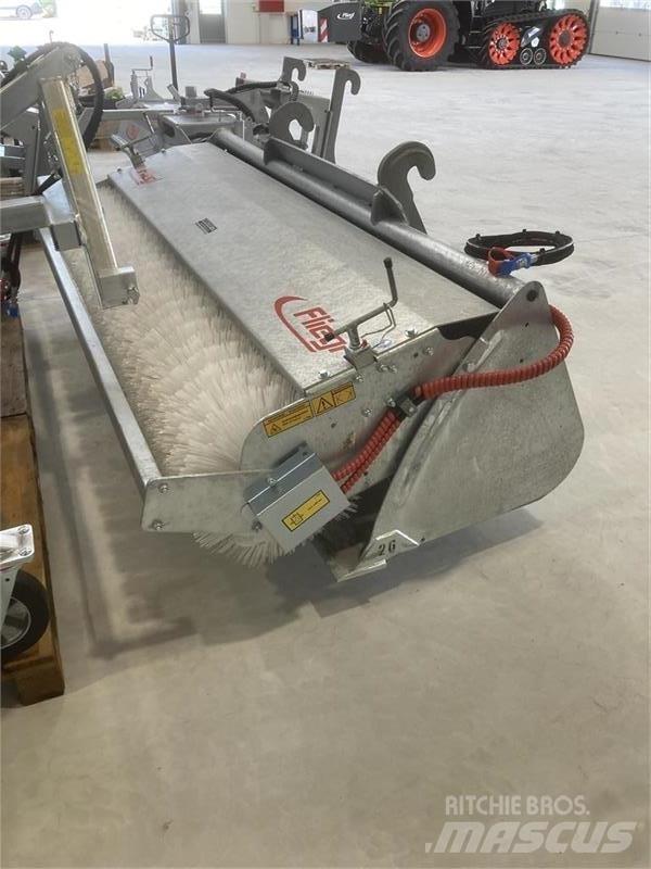Fliegl Power Pro 260 Úttakarító gépek