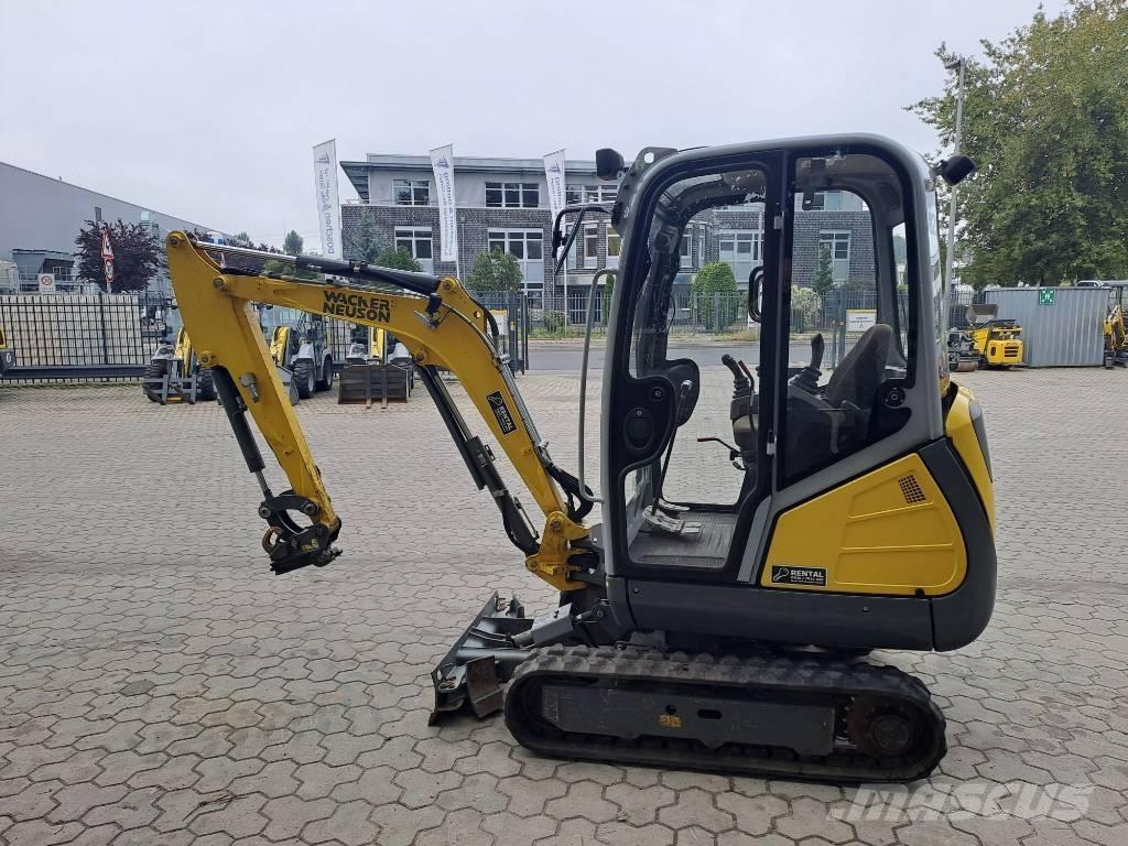Wacker Neuson ET18 Lánctalpas kotrók
