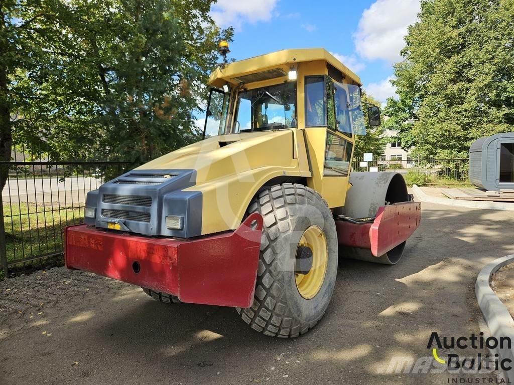 Dynapac CA 302 D Egydobos hengerek