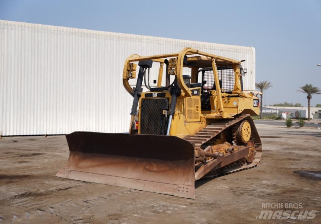 CAT D 6 R lánctalpas dózerek