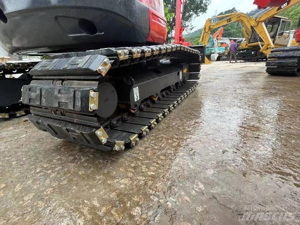 Kubota kx155 Lánctalpas kotrók