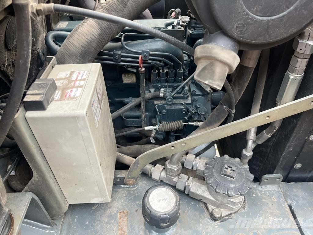 GiANT V5003 X-tra HD Gumikerekes homlokrakodók