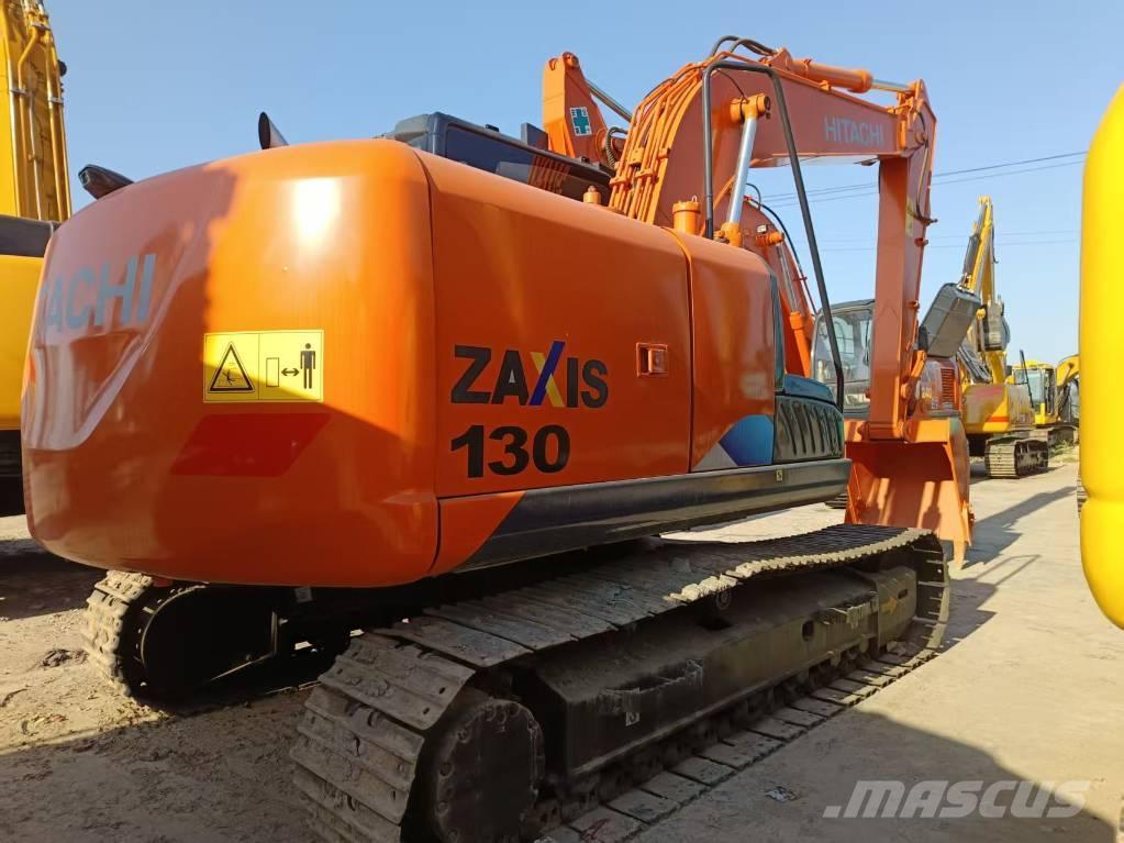 Hitachi ZX 130 Lánctalpas kotrók