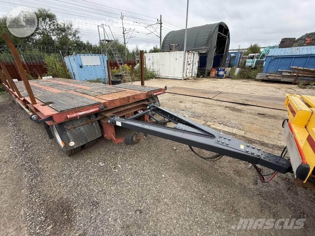 Goldhofer maskinsläp Mélybölcsős