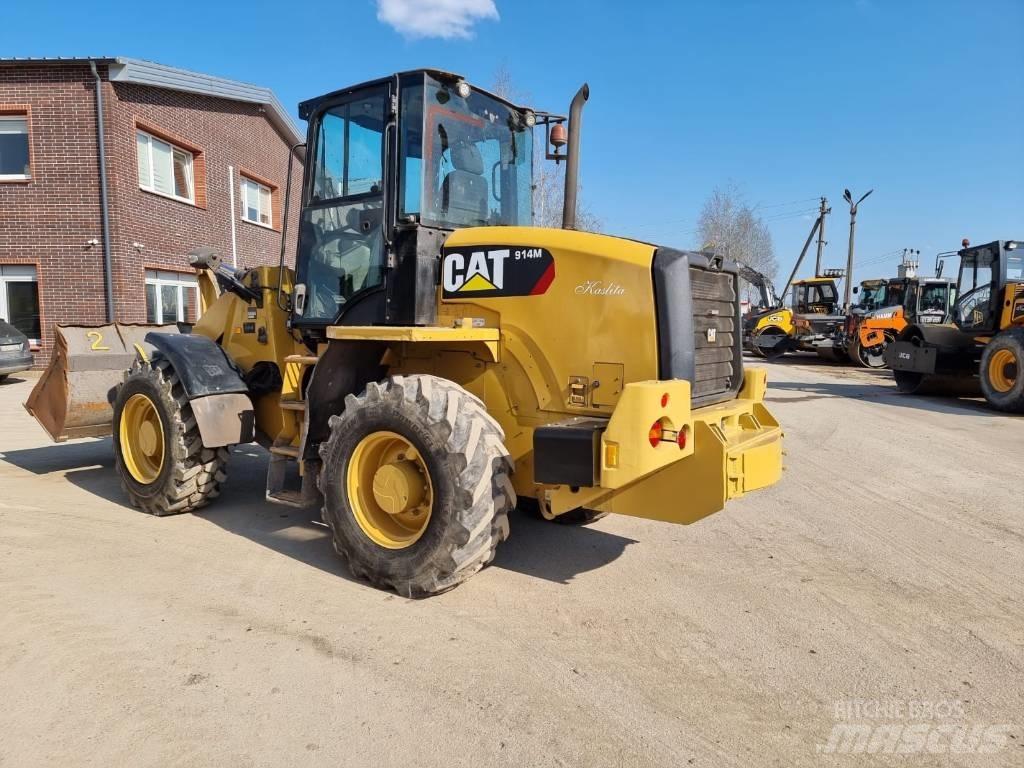 CAT 914 M Gumikerekes homlokrakodók