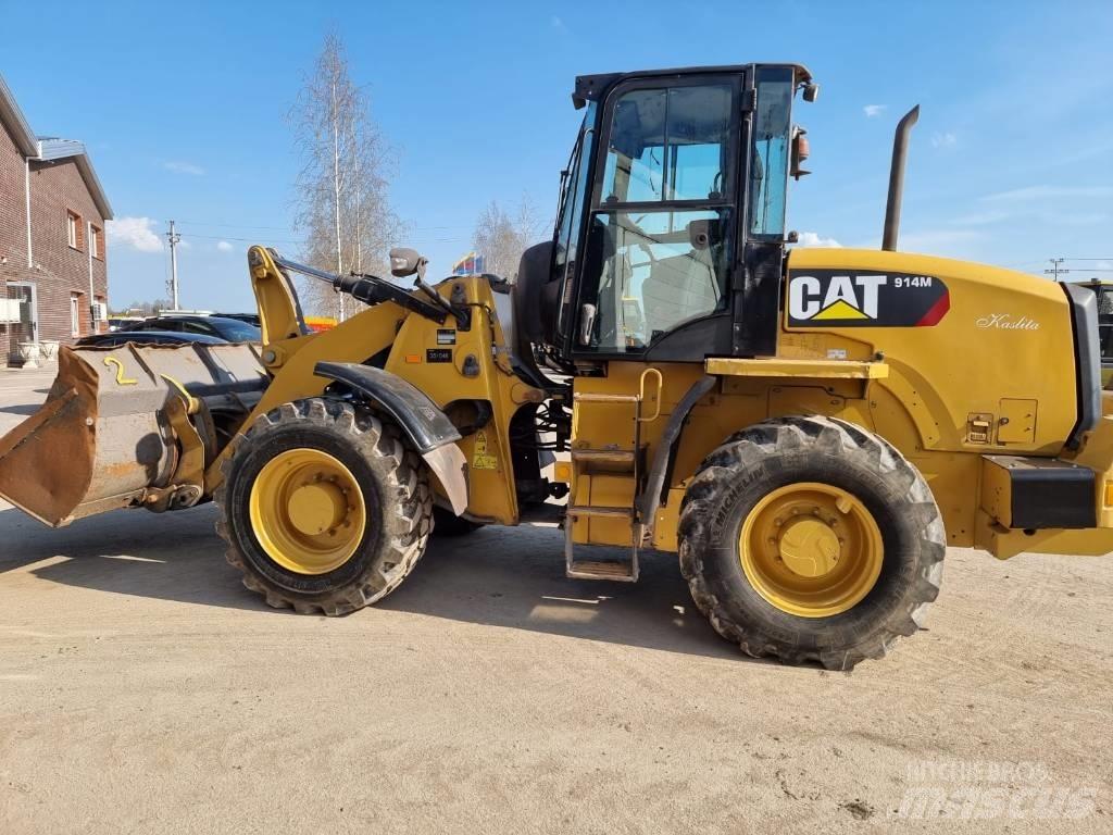 CAT 914 M Gumikerekes homlokrakodók