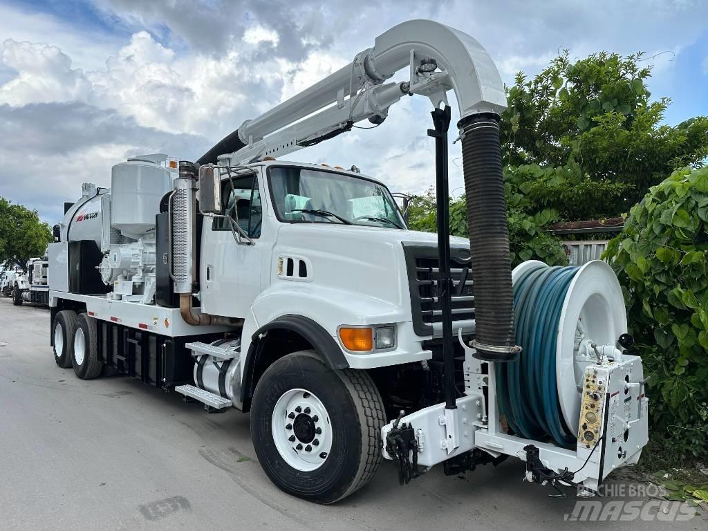 Sterling LT 8500 Vákuum teherautok