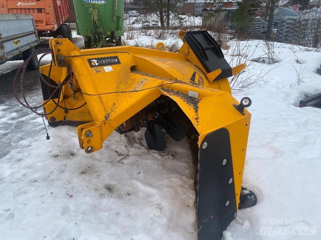 Wieska 275 LAH Hómarók