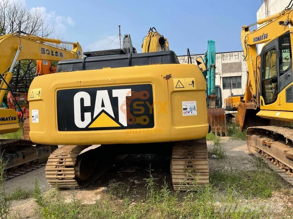 CAT 326 D2 Lánctalpas kotrók