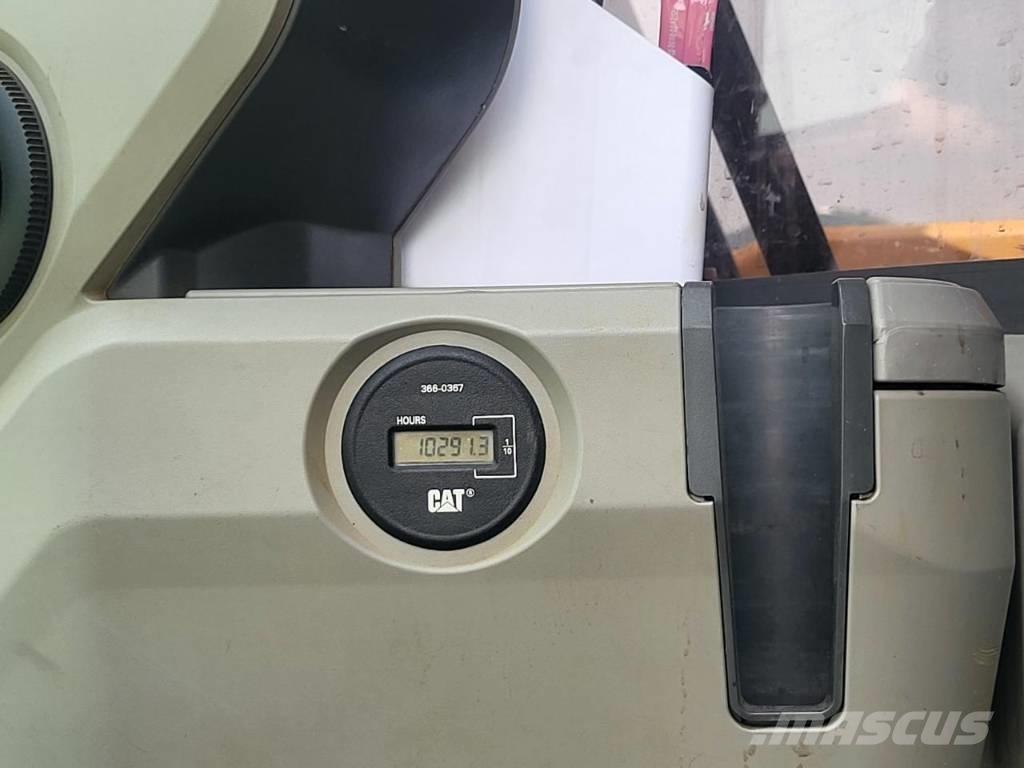 CAT 330FL Lánctalpas kotrók