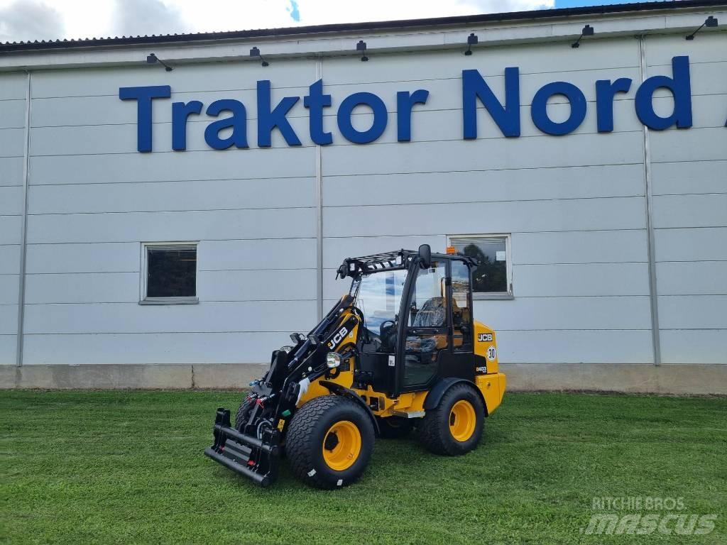 JCB 403 Plus Kompaktrakodók