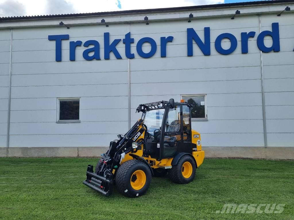 JCB 403 Plus 30 km/h Kompaktrakodók