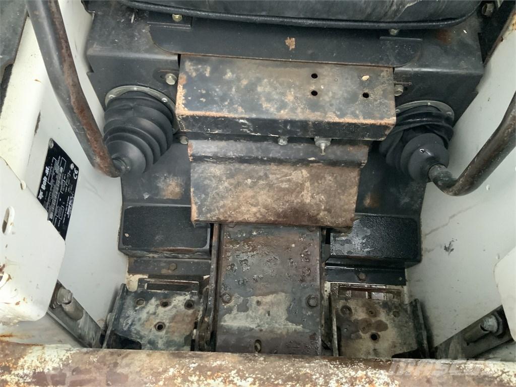 Bobcat 463 Kompaktrakodók