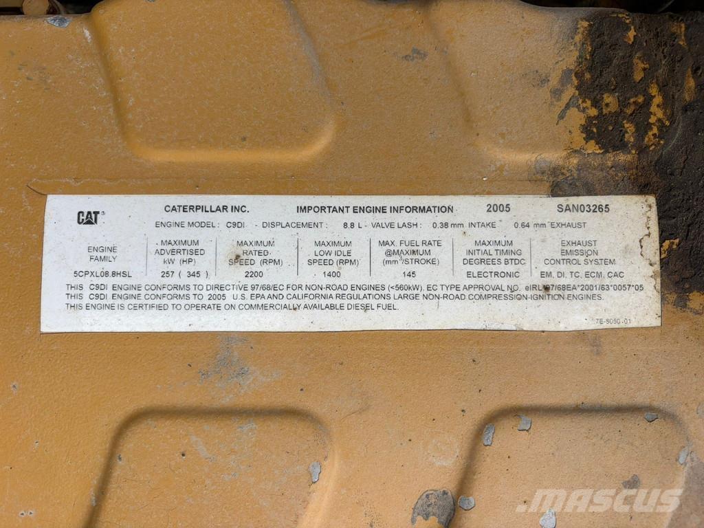 CAT 330C Lánctalpas kotrók