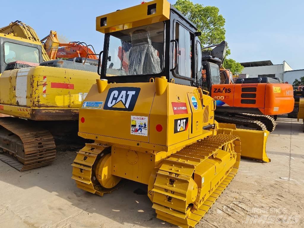 CAT D 5 K lánctalpas dózerek