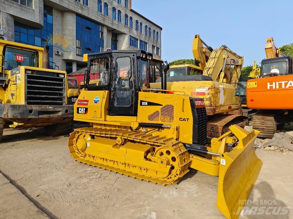 CAT D 5 K lánctalpas dózerek