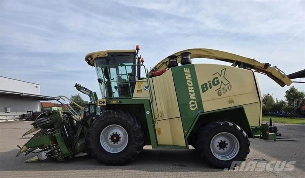 Krone Big X 650 Önjáró szecskázók