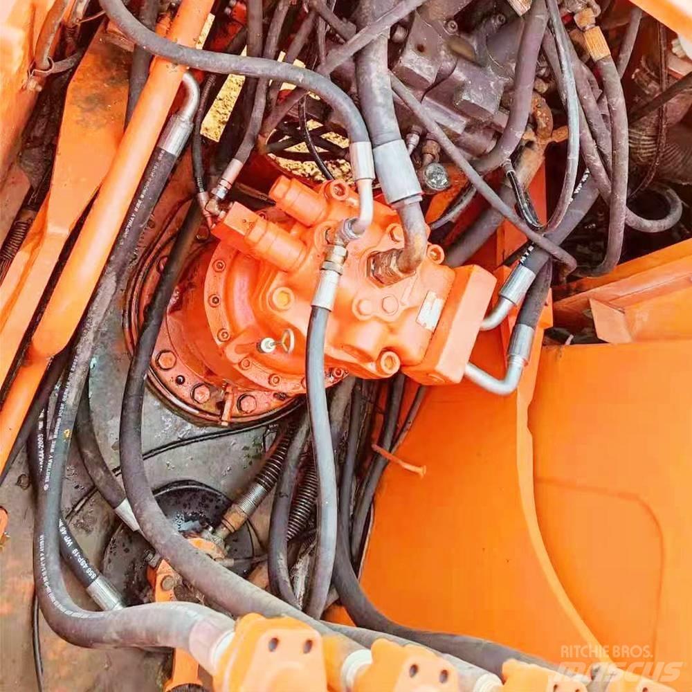 Doosan 225 Lánctalpas kotrók