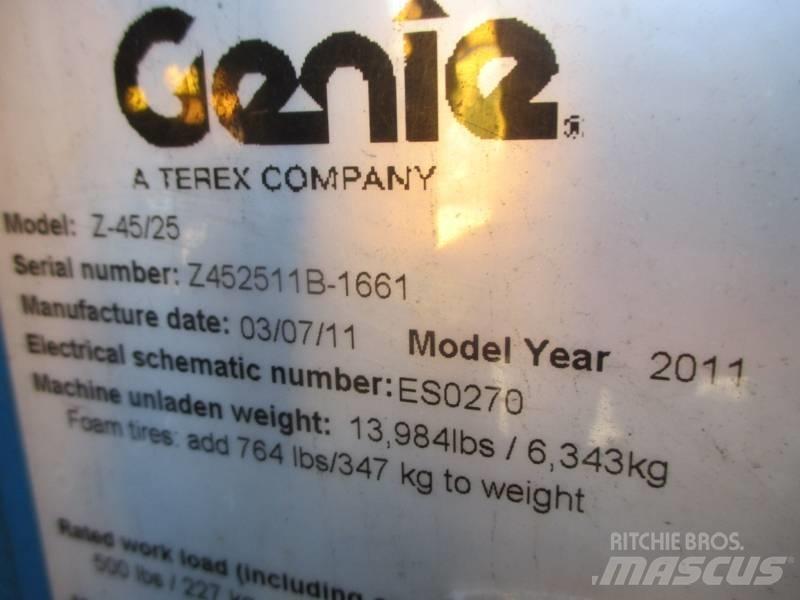Genie Z 45/25 RT Karos emelők
