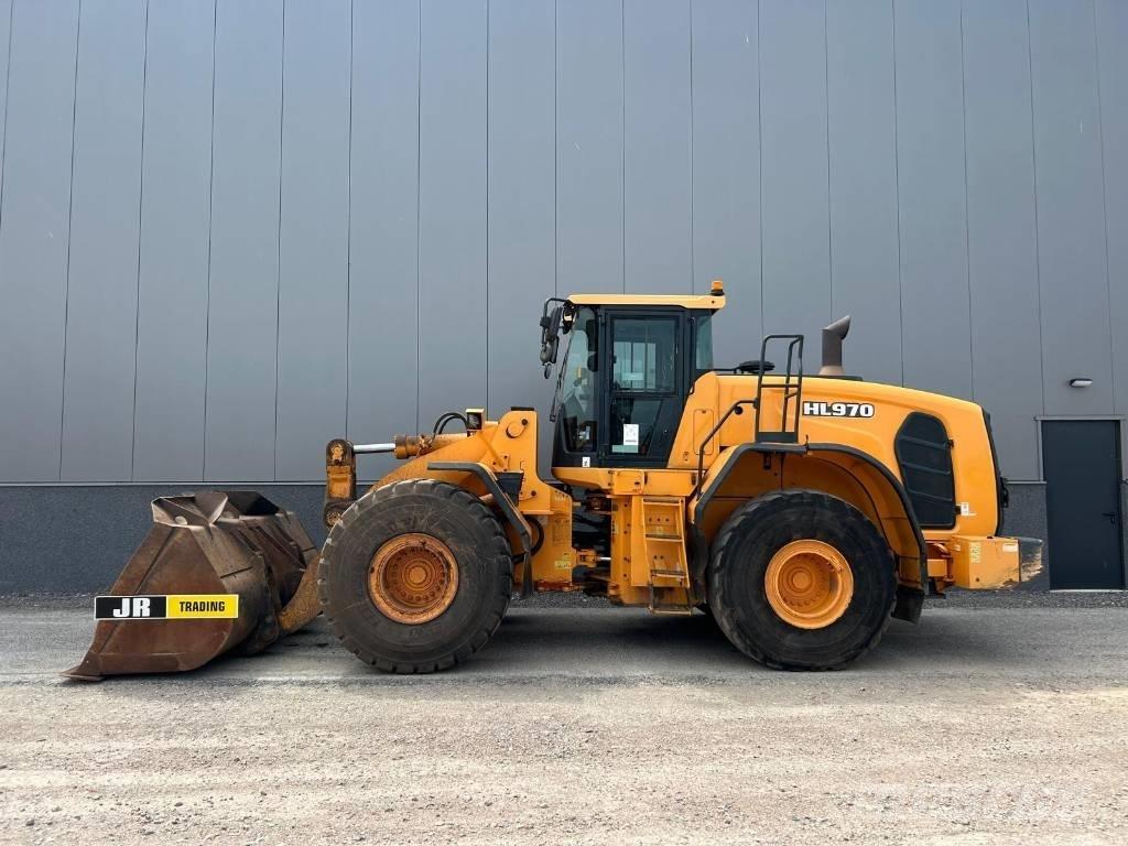 Hyundai HL 970 Gumikerekes homlokrakodók
