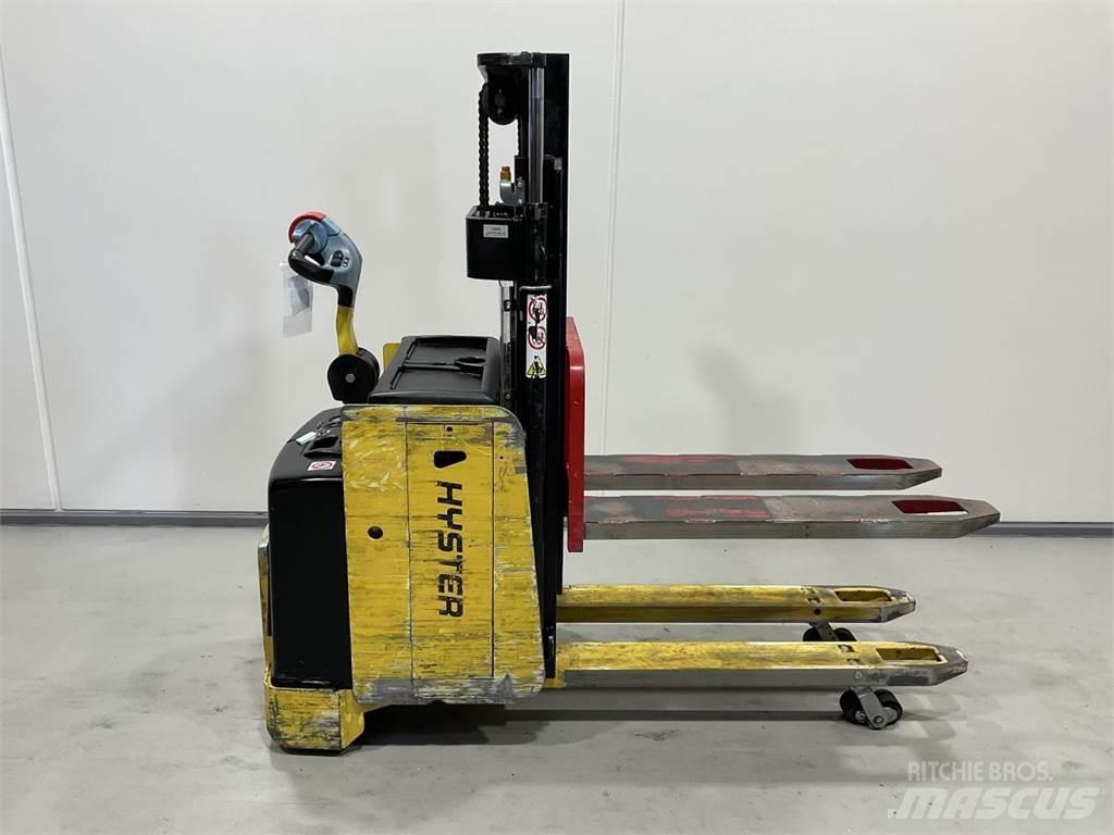 Hyster P2.0SD-17 Elektromos gyalogkíséretű targoncák