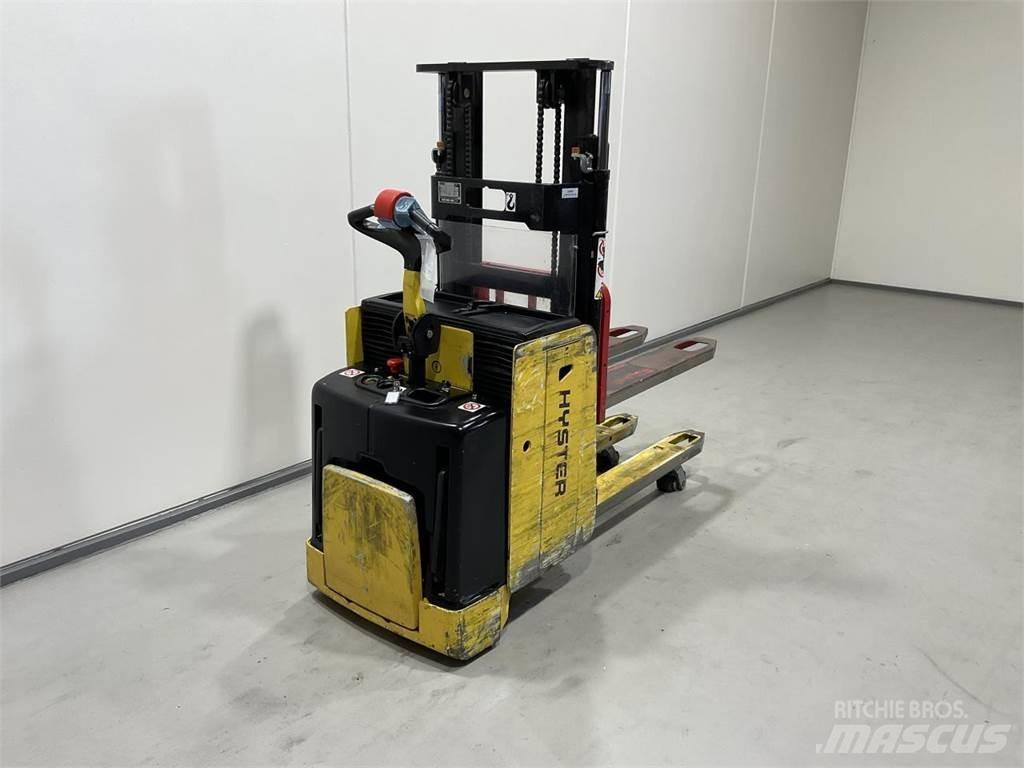 Hyster P2.0SD-17 Elektromos gyalogkíséretű targoncák