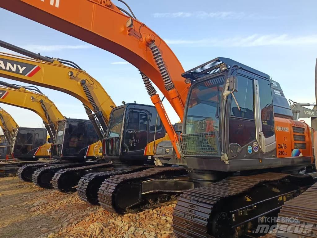 Hitachi ZX210 Lánctalpas kotrók