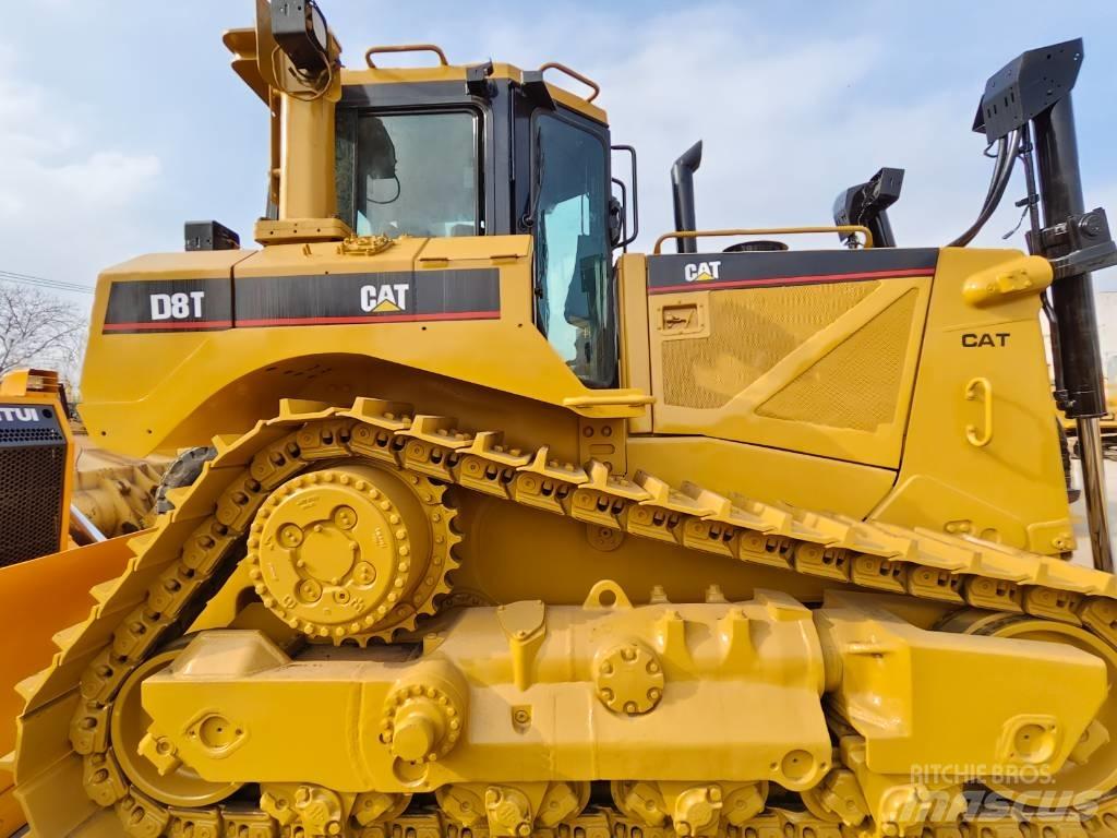 CAT D 8 T lánctalpas dózerek