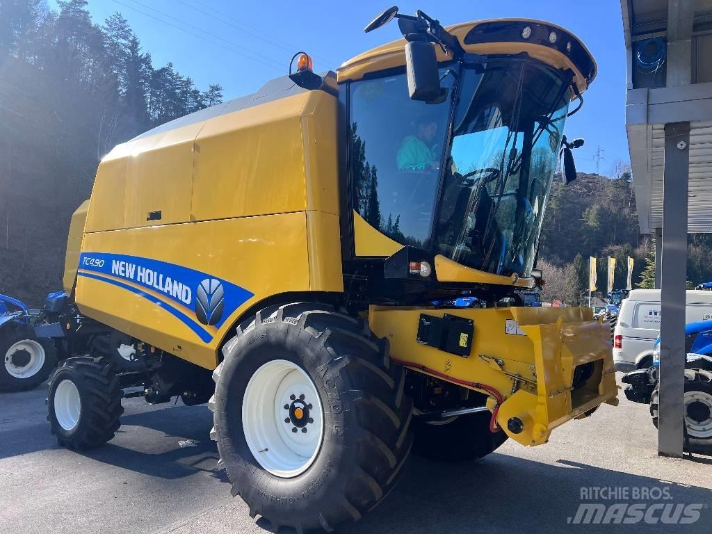 New Holland TC 4.90 Kombájnok
