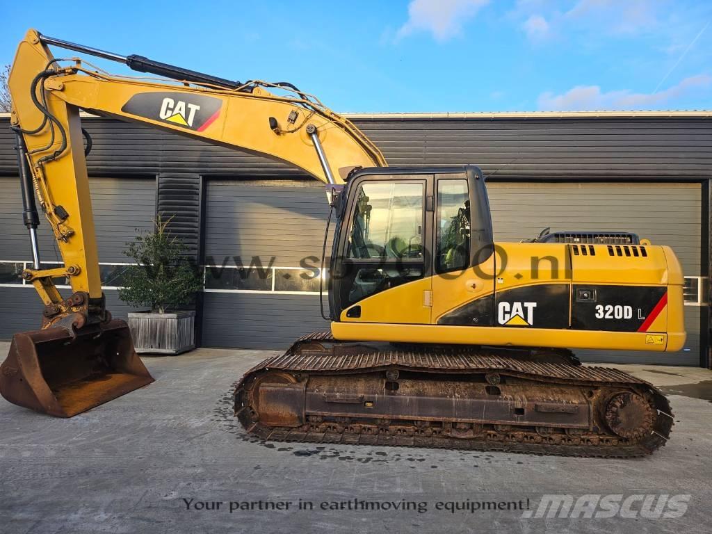 CAT 320 D L Lánctalpas kotrók