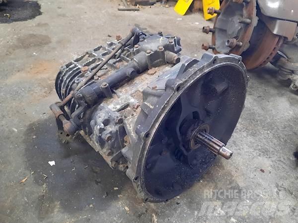 ZF 6S890 Hajtóművek
